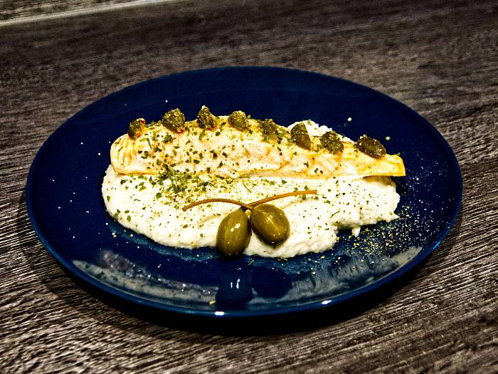 Lachs mit Kapernbeeren auf Selleriepüree