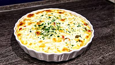 Gemüsequiche in einer Tarteform