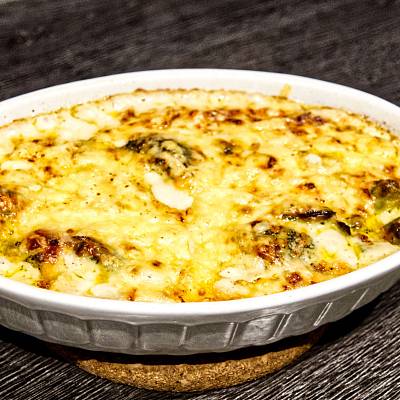 Brokkoli-Gratin mit Speck & Bergkäse